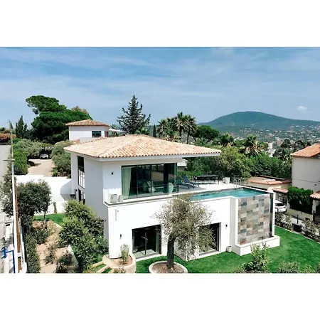 Maison D'ete Avec Vue Sur La En Saint-maxim * سانت ماكسيم
