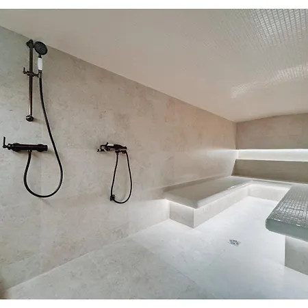 Maison D'ete Avec Vue Sur La En Saint-maxim منتزه العطل