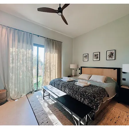 Maison D'ete Avec Vue Sur La En Saint-maxim منتزه العطل